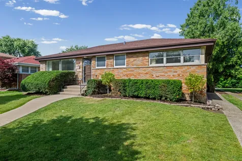 9338 Lowell Avenue Skokie IL 60076