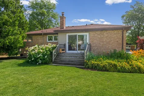 9338 Lowell Avenue Skokie IL 60076
