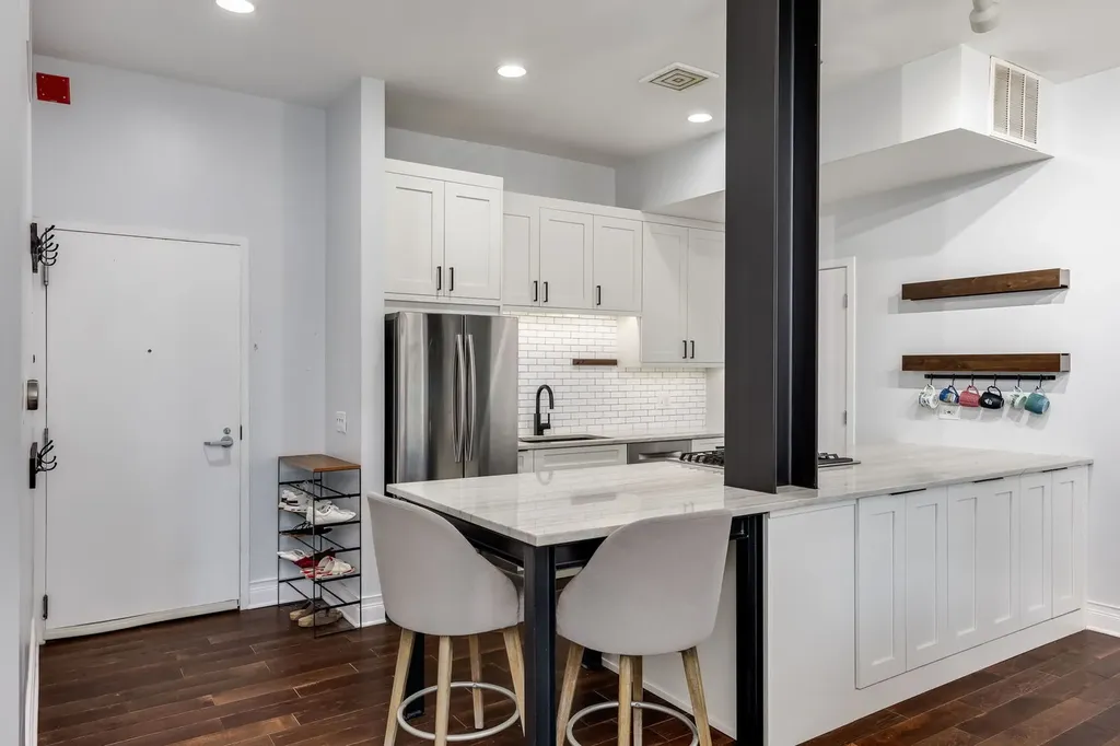 130 South Canal Street Chicago IL 60606