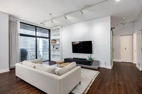 130 South Canal Street Chicago IL 60606