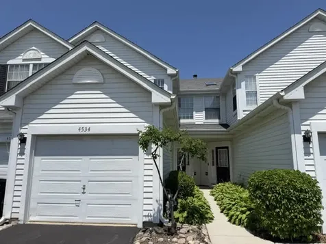 4534 West Quill Lane Waukegan IL 60085
