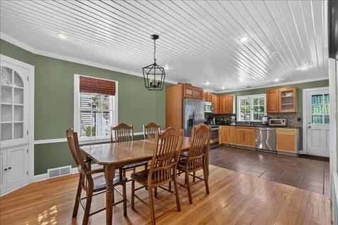 1615 Carney Avenue Rockford IL 61103