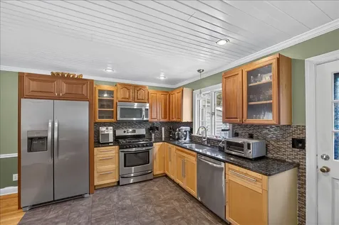 1615 Carney Avenue Rockford IL 61103