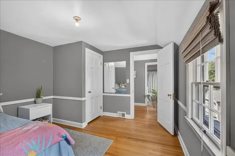 1615 Carney Avenue Rockford IL 61103