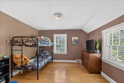 1615 Carney Avenue Rockford IL 61103