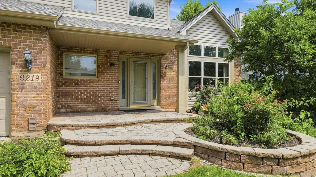 2219 Haider Avenue Naperville IL 60564