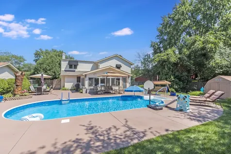 909 Madiera Drive Shorewood IL 60404