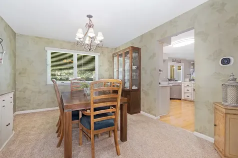 909 Madiera Drive Shorewood IL 60404