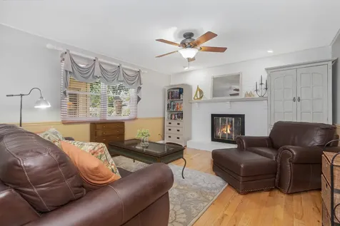909 Madiera Drive Shorewood IL 60404