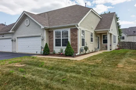 8218 Tremont Lane Joliet IL 60431