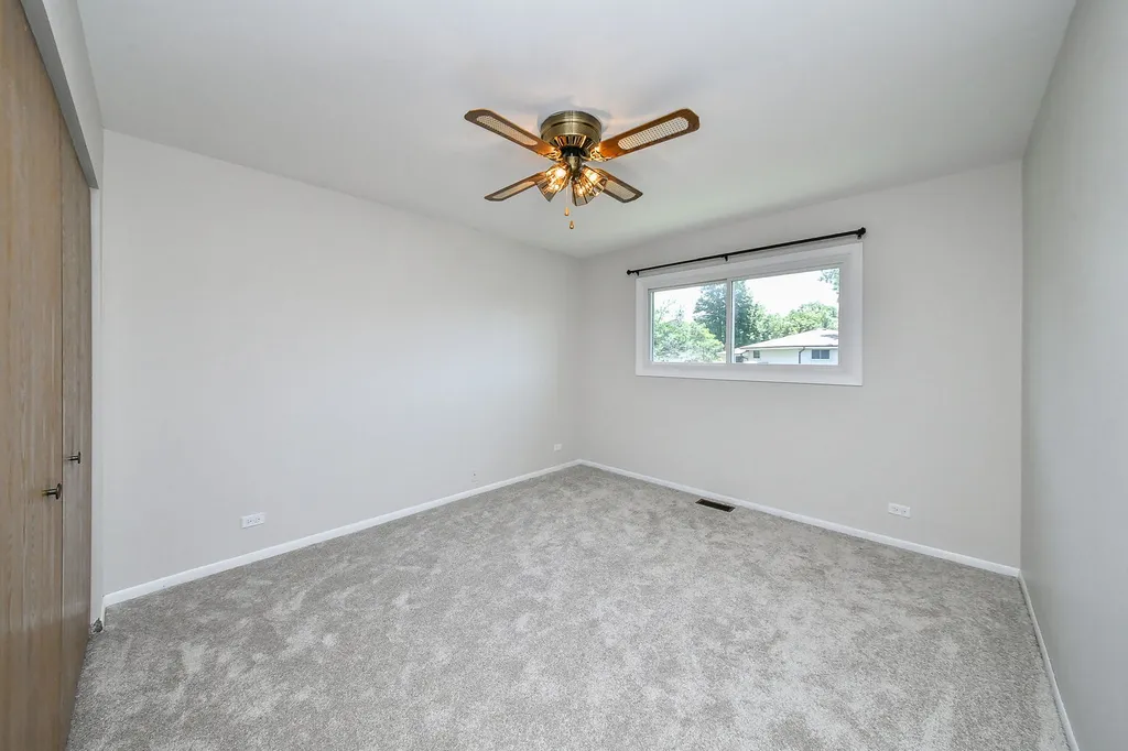 1071 Robey Avenue Downers Grove IL 60516