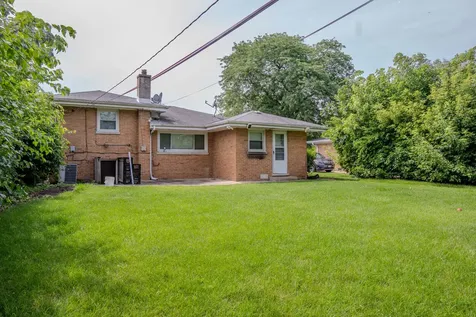 9733 Karlov Avenue Skokie IL 60076
