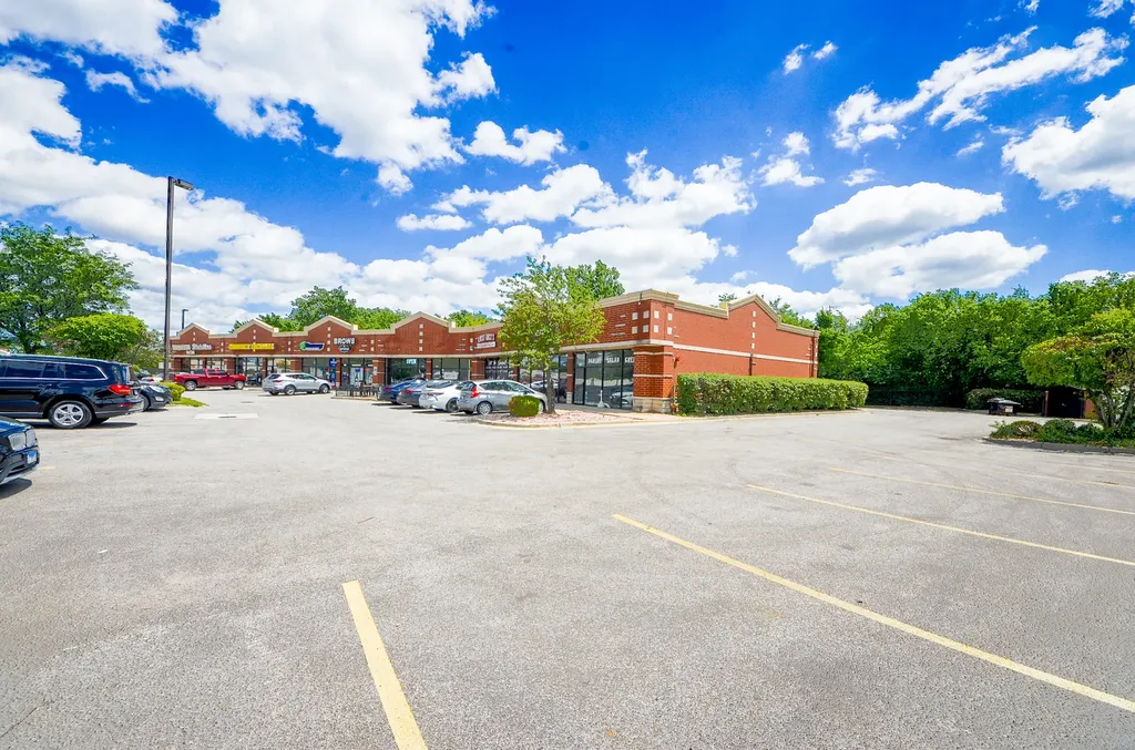 445 West Lake Street Addison IL 60101