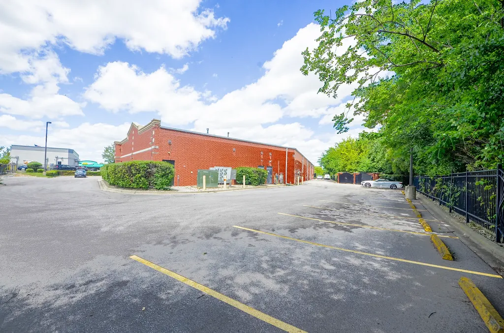 445 West Lake Street Addison IL 60101