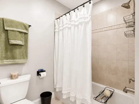 20432 Fallingwater Circle Frankfort IL 60423