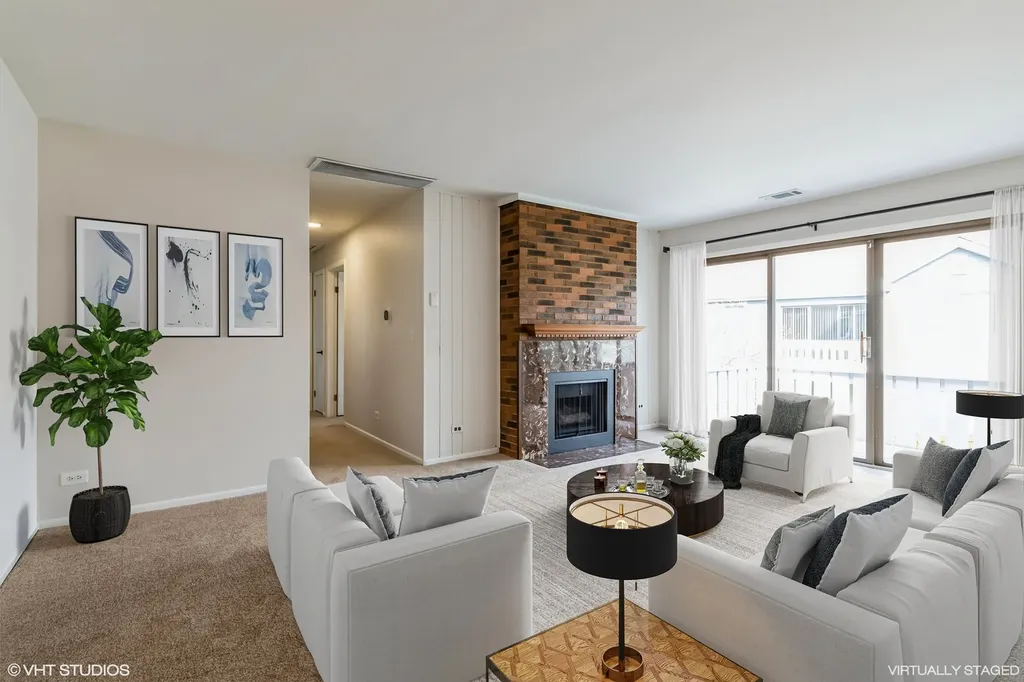 261 Driftwood Lane Schaumburg IL 60193
