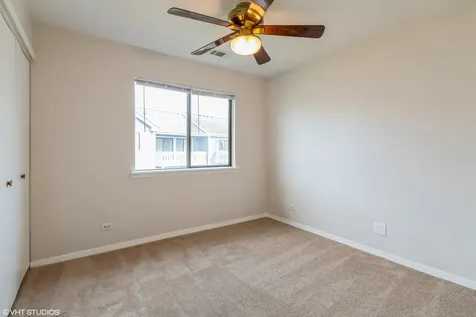 261 Driftwood Lane Schaumburg IL 60193