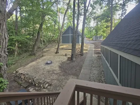 5 Mosswood Path Galena IL 61036