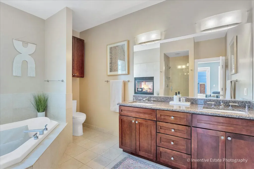 2147 North Talman Avenue Chicago IL 60647