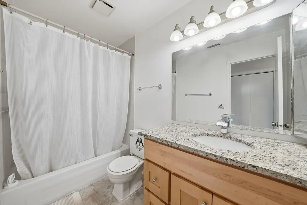 6224 Trinity Drive Lisle IL 60532