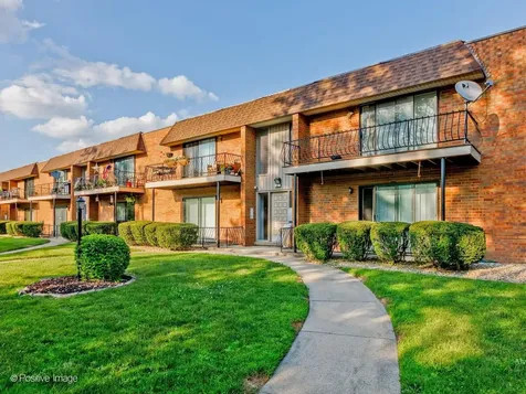 627 North Carroll Parkway Glenwood IL 60425