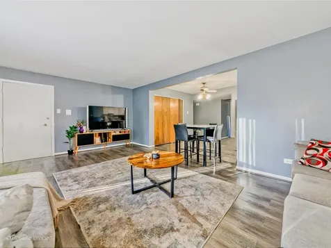 627 North Carroll Parkway Glenwood IL 60425