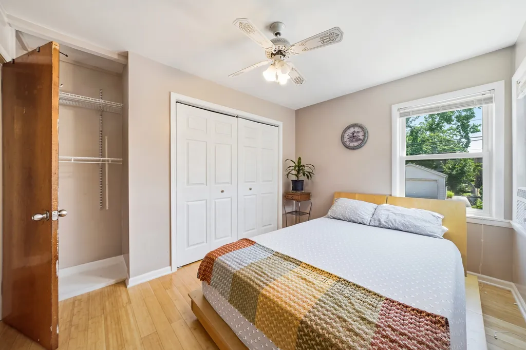3123 West Howard Street Chicago IL 60645