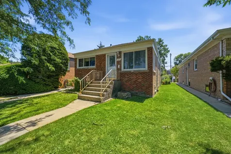 3123 West Howard Street Chicago IL 60645