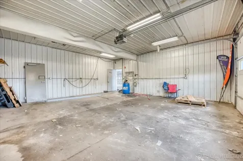 2690 East Church Street Sandwich IL 60548