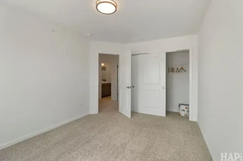 2477 Olivia Court Wauconda IL 60084