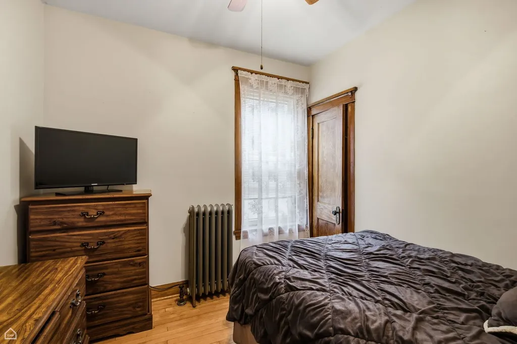 2211 West Cortez Street Chicago IL 60622