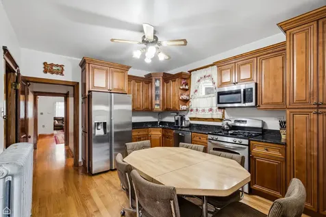 2211 West Cortez Street Chicago IL 60622