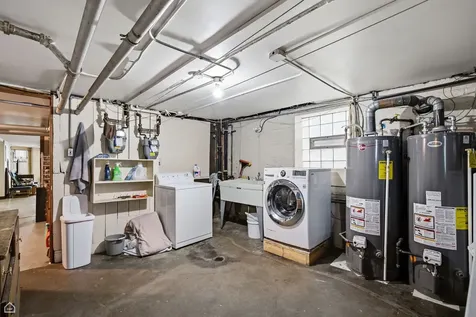 2211 West Cortez Street Chicago IL 60622