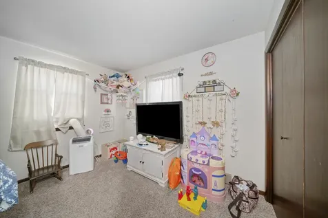 1620 Suydam Road Sandwich IL 60548