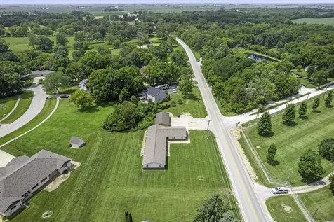 1620 Suydam Road Sandwich IL 60548