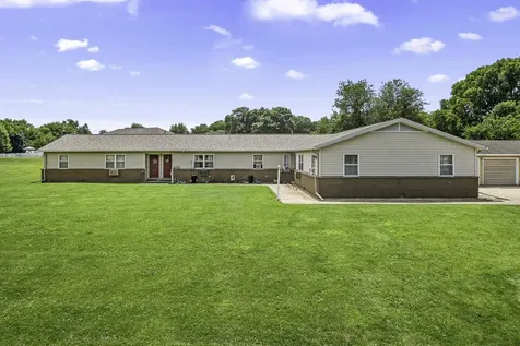 1620 Suydam Road Sandwich IL 60548