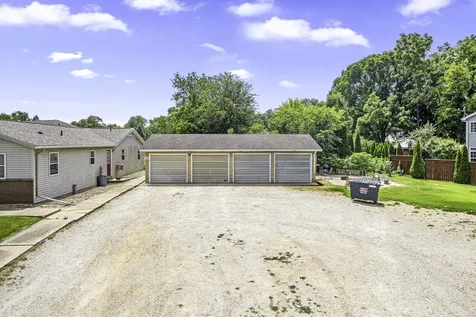 1620 Suydam Road Sandwich IL 60548