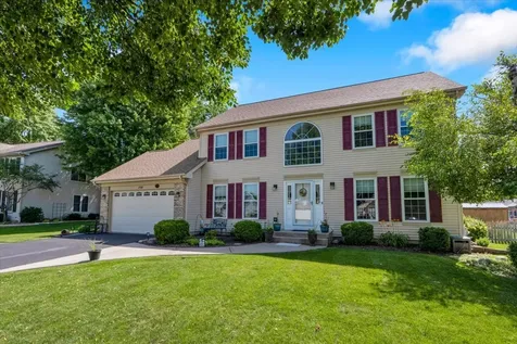 150 North Kingsway Drive Aurora IL 60506