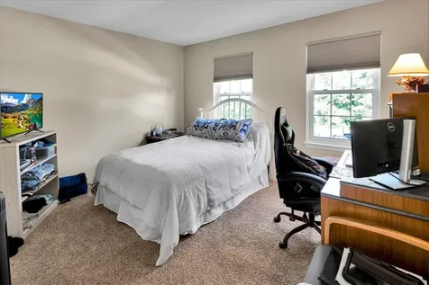 150 North Kingsway Drive Aurora IL 60506
