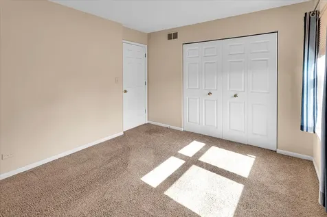 150 North Kingsway Drive Aurora IL 60506