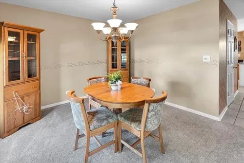 150 North Kingsway Drive Aurora IL 60506