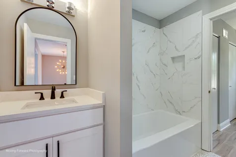 1008 Geneva Drive Geneva IL 60134
