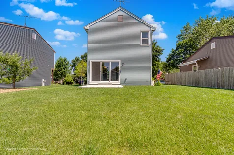 1008 Geneva Drive Geneva IL 60134