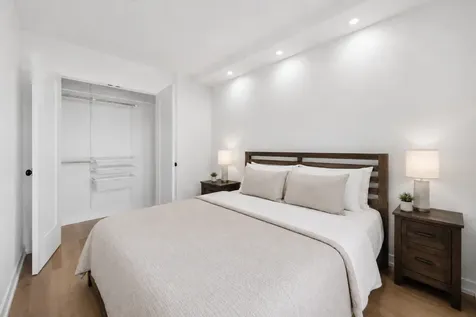 1560 North Sandburg Terrace Chicago IL 60610