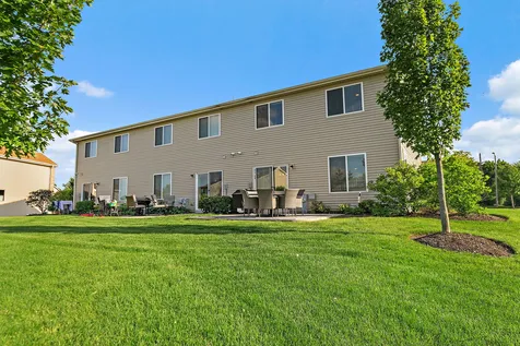 1154 Kingsmill Drive Algonquin IL 60102