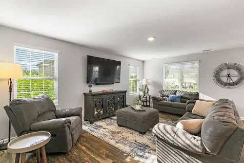1154 Kingsmill Drive Algonquin IL 60102
