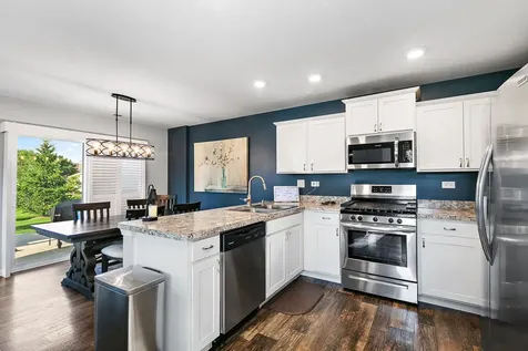 1154 Kingsmill Drive Algonquin IL 60102