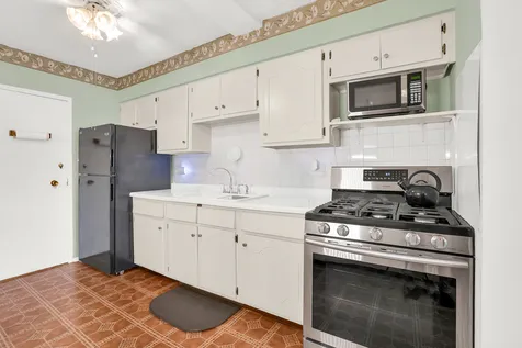 1139 Leavitt Avenue Flossmoor IL 60422