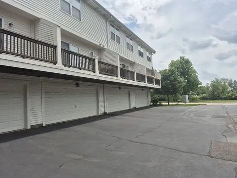 742 River Mill Parkway Wheeling IL 60090