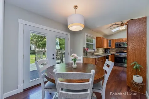 606 Berkshire Court Oswego IL 60543